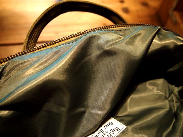 未使用　バズリクソンズ　ヘルメットバッグ　MA-1生地　セージグリーン バズリクソンズのヘルメットバッグ！【BUZZ RICKSON'S HELMET BAG