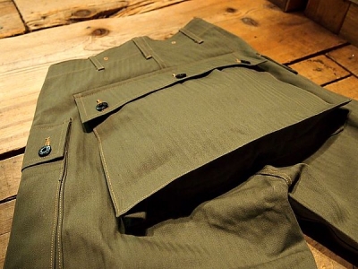 バズりクソンズ　モンキーパンツ　一回使用 バズりクソンズ モンキーパンツ 一回使用 バズリクソンズから