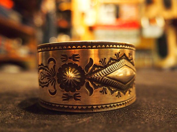 エディソンサンディスミス多数入荷してます!!【INDIANJEWELRY エディソンサンディスミス多数入荷してます!!【INDIANJEWELRY