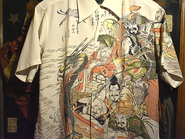 葛飾北斎が描く”七福神”がアロハシャツになりました！！【SUN SURF