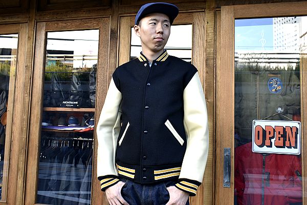 ウェアハウスからシンプルなスタジャンが入荷しました ウェアハウスからシンプルなスタジャンが入荷しました