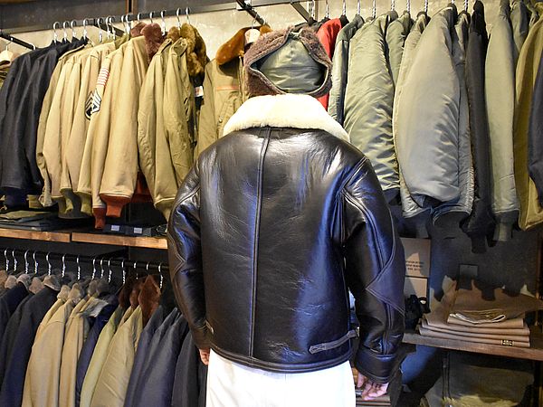 海軍のB-3”の異名を持つ、M-445が本日入荷!!!【BUZZ 海軍のB-3”の異名を持つ、M-445が本日入荷!!!【BUZZ
