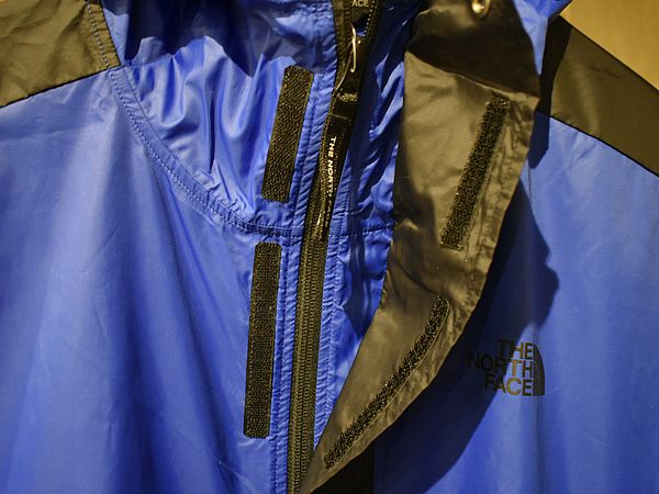 THE NORTH FACE / YUNG BLADE WIND JACKET 