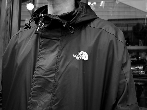 THE NORTH FACE / YUNG BLADE WIND JACKET 