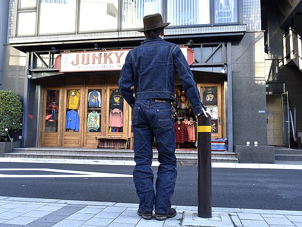 今週末は!超有名ブランドの1920年代に製作されたカウボーイパンツが満