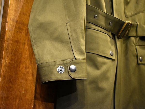 こんな上品なオーバーコートがあったなんて！！！【WORKERS