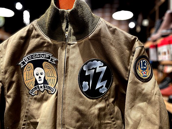 アウター BOMBER BARONS バズのパッチ付きタンカース！【Type TANK PATCH POCKET “BUZZ