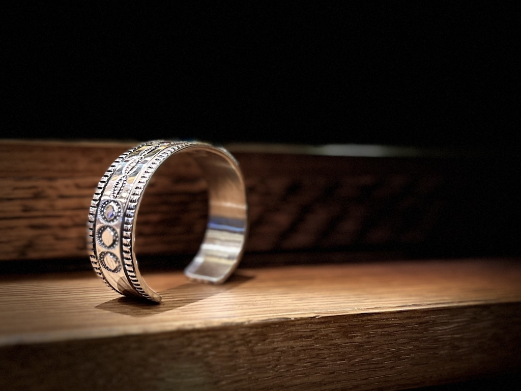 Ivan Howard【NATIVE AMERICAN/NAVAJO JEWELRY】 | JUNKY STYLE