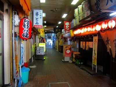 桃山御陵前