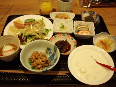 朝食