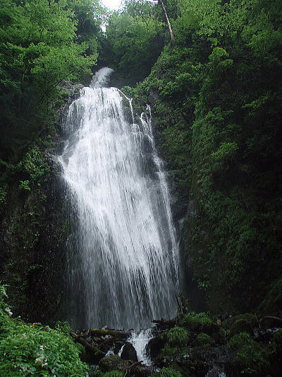 回顧の滝(みかえりのたき)