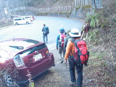 登山口