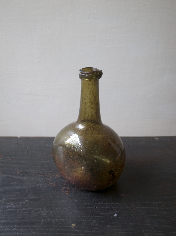 17-18世紀 金化したオニオンボトル オランダ発掘品 アンティーク デルフト fit=scale-down,w=1200