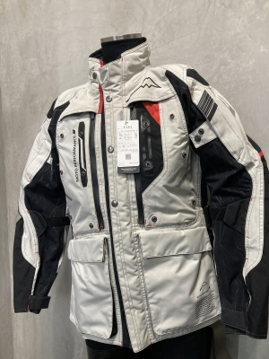 フォワードアドジャケット ライトグレー入荷:KUSHITANI 熊谷店 フォワードアドジャケット ライトグレー入荷:KUSHITANI 熊谷店