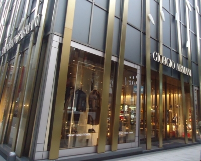 銀座 ARMANIアルマーニ