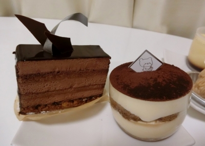 埼玉 越谷「こぐま洋菓子店」チョコレートケーキ ティラミス