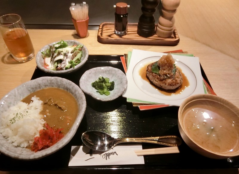 麻布十番「十一 Toppin トッピン」ハンバーグランチ | 港区妻。