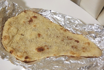 六本木 インド料理「MOTI モティ」ガーリックナン