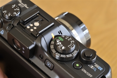 CANON G11