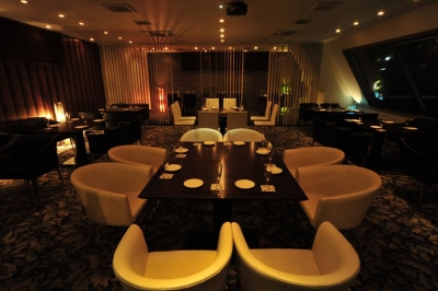 dining & SKYBAR フィガロ