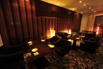 dining & SKYBAR フィガロ