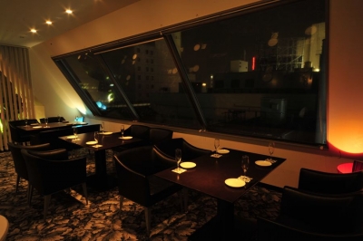 dining & SKYBAR フィガロ