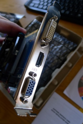 HDMIで大画面TVインターネット