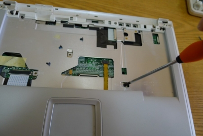 E8/520CDE 分解修理