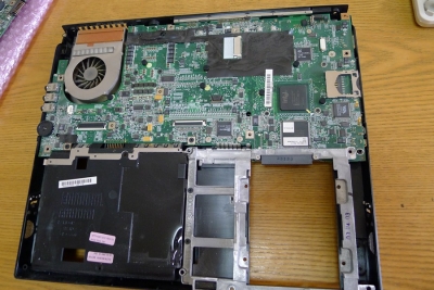 E8/520CDE 分解修理
