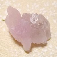 ローズクォーツ結晶a