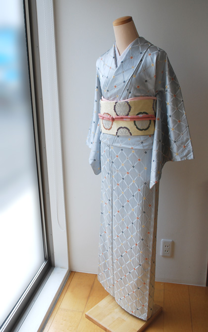 おとなカワイイ綸子地の絞り小紋 #kimono #着物 | ちぇらうなぼるた雑記帳