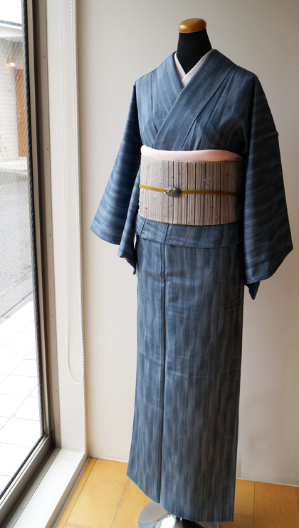 袷】藍色よろけ縞紬とボーダーひげ紬名古屋帯 #kimono #着物 | ちぇら