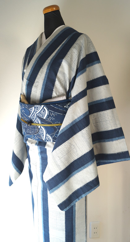 袷】鰹縞紬と遠山柄型染め名古屋帯 #kimono #着物 | ちぇらうな 袷】鰹縞紬と遠山柄型染め名古屋帯 #kimono #着物 | ちぇらうな