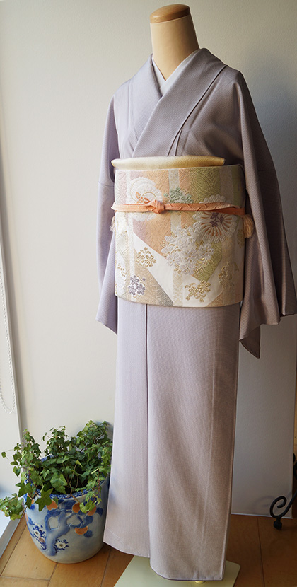 袷】江戸小紋角通し、淡藤色と四季花唐織袋帯 #kimono #着物 | ちぇら