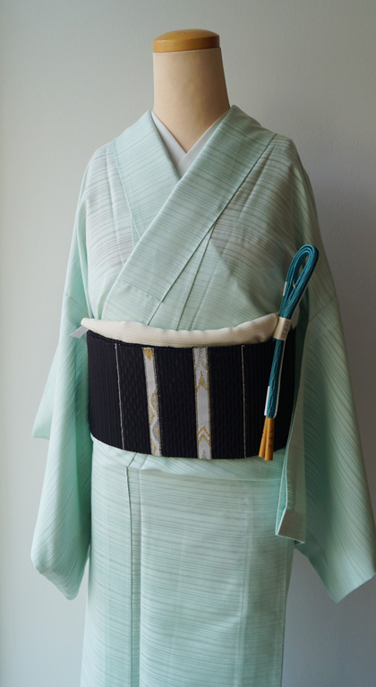 付け下げ＊夏着物 絽　筆書き調　花模様　ミントグリーン　6HG11 楽天市場】【中古】長尺 夏着物『綿絽』小紋 ラインぼかしに花葉