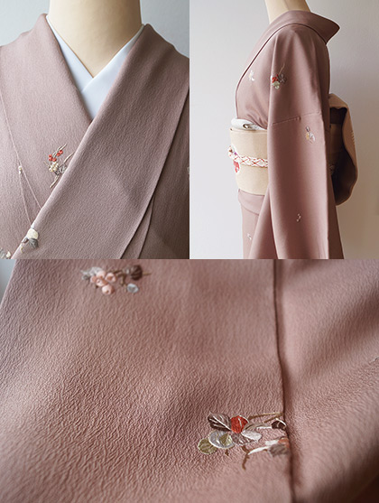 蘇州刺繍 小紋 鶏 ひよこ 鳥 飛び柄 紋意匠 正絹 躾糸付き X502 袷】赤白橡色に飛び柄刺繍小紋と縮緬地肌色吉祥植物文なごや帯