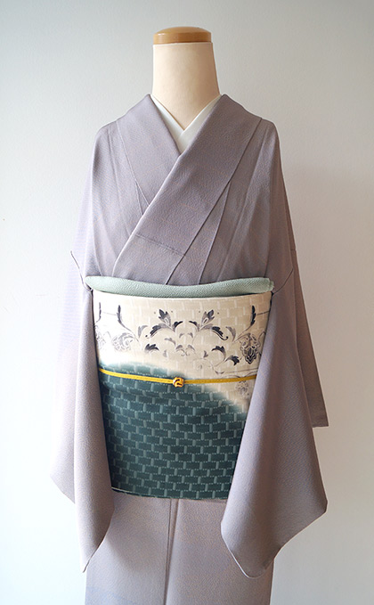 ④伊勢型きり彫り小紋