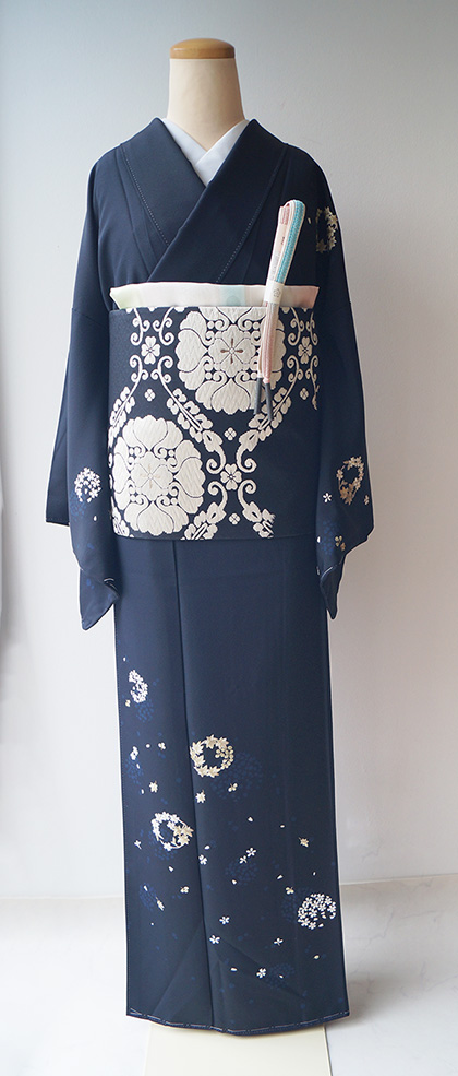 着物帯_花柄刺繍 名古屋帯 刺繍 金駒刺繍 花柄 素敵なデザイン 九寸 着物 正絹 T
