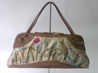 『ガーデン刺繍ハンドバッグ』