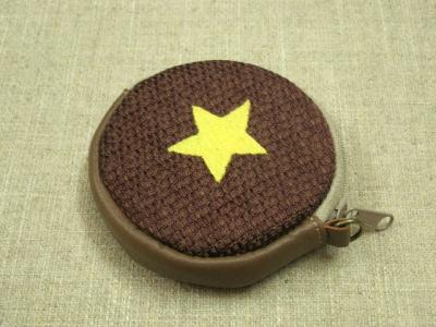 丸い小銭入れ・星の刺繍