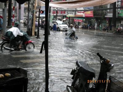 ホーチミンの洪水