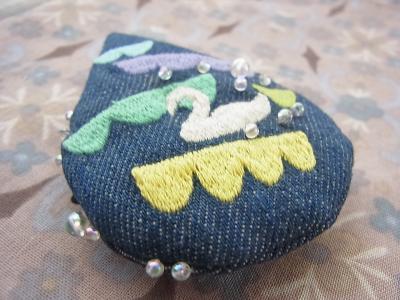 白鳥の湖刺繍