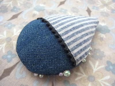 白鳥の湖刺繍