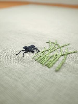 夏の刺繍こけし、鈴虫と