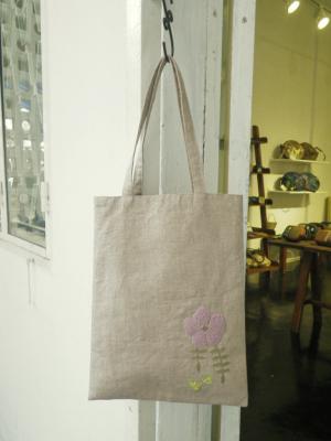 手刺繍、A4トートバッグ