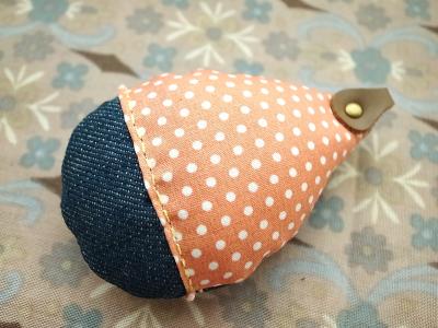 刺繍バッグチャーム