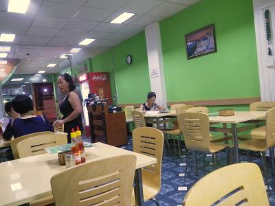 ギリシャ料理「ZEUS」