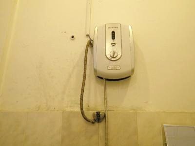 ベトナムの給湯器