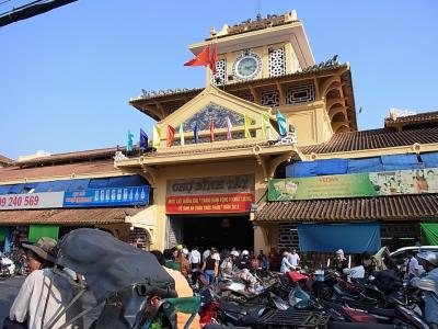 チョロンのビンタイ市場 Cho Binh Tay