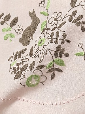 刺繍スカーフ